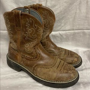 Ariat boots.